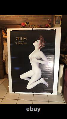 Grande et Rare affiche ancienne parfum Opium d Yves Saint Laurent