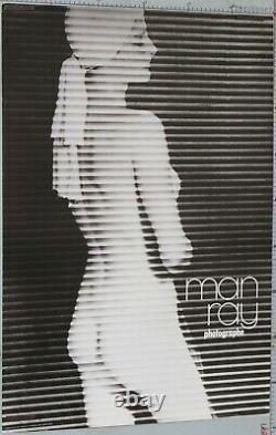 MAN RAY AFFICHE 1981 PHOTOGRAPHIE ART CINETIQUE NU 1961 90 x 60 cm